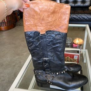 Woman’s high boots